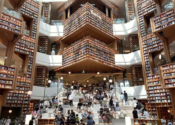 Discovering Suwon: Viral Library, Hidden Café & Hwaseong Fortress